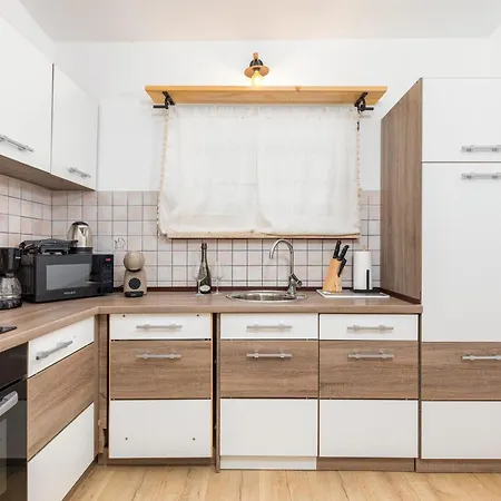 House For Rent Ulika