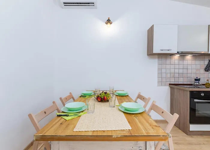 펜션 House For Rent Ulika *